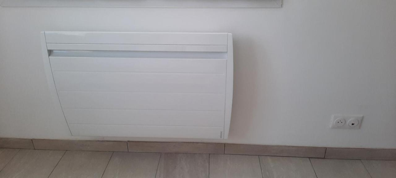Studio Parking Gratuit Sur Place Claye Souilly Εξωτερικό φωτογραφία
